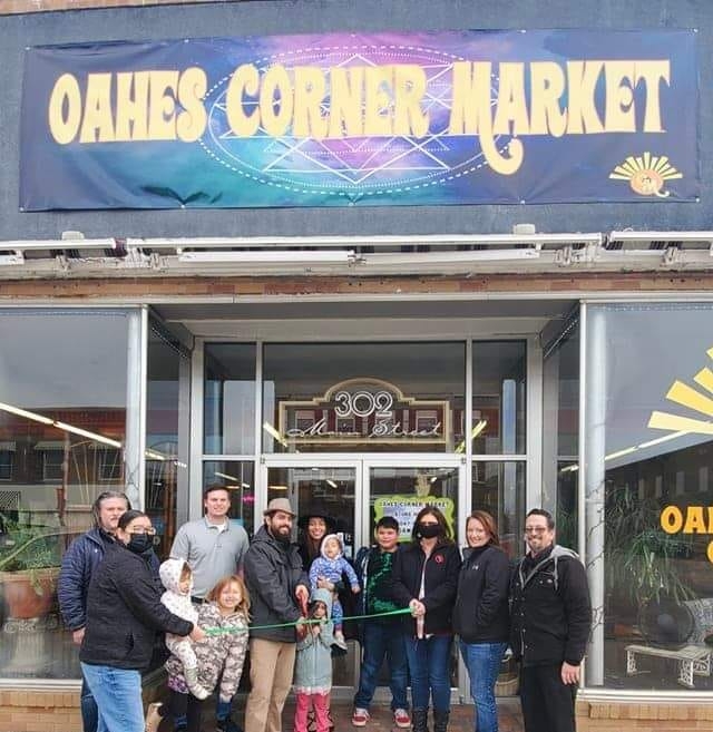 Oahe's Corner Market Ribbon Cutting